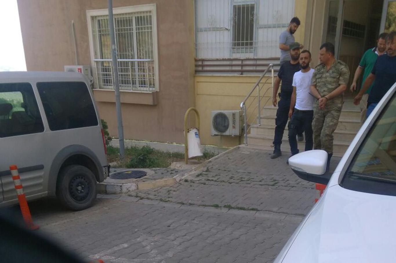Şırnak Çakırsöğüt'te gözaltına alınanların sayısı 373'e çıktı (YENİLENDİ) Şırnak Çakırsöğüt'te gözaltına alınanların sayısı 373'e çıktı (YENİLENDİ)